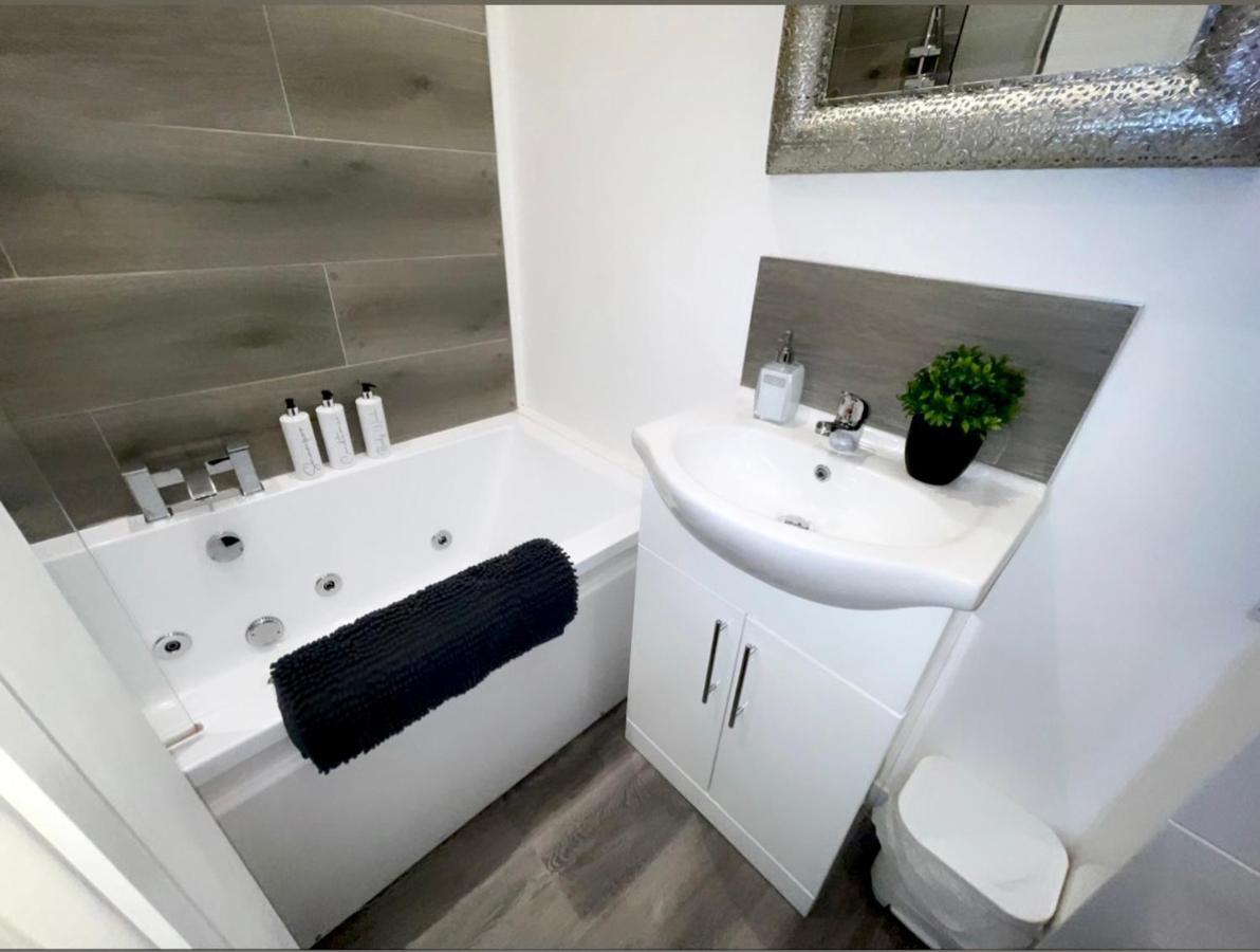 Luxury Hottub & Jacuzzi Apartamento *