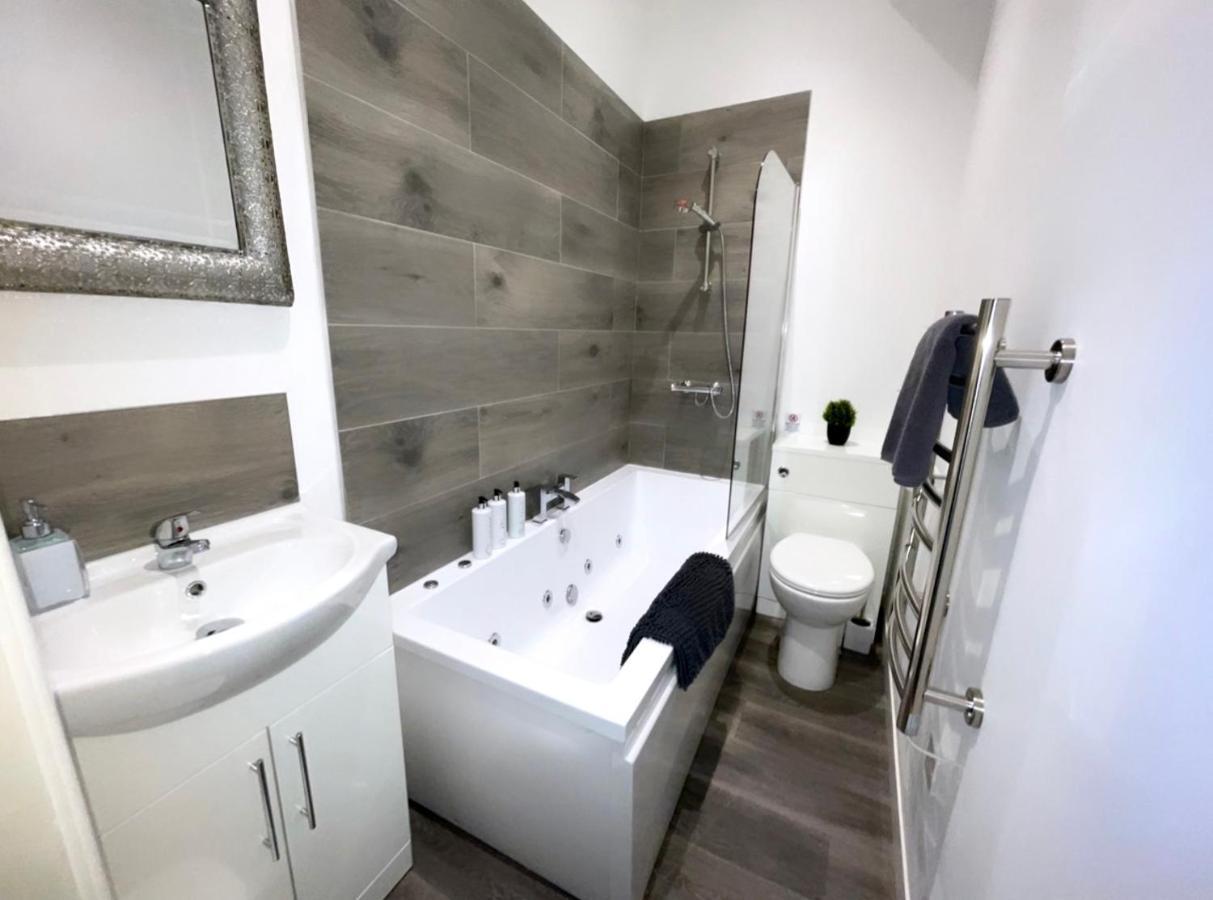 Apartamento Luxury Hottub & Jacuzzi Blackpool